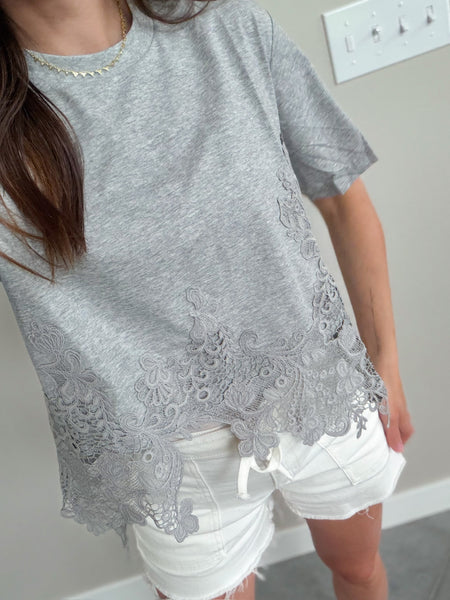 Leave It Lace Tee [gray & mauve]