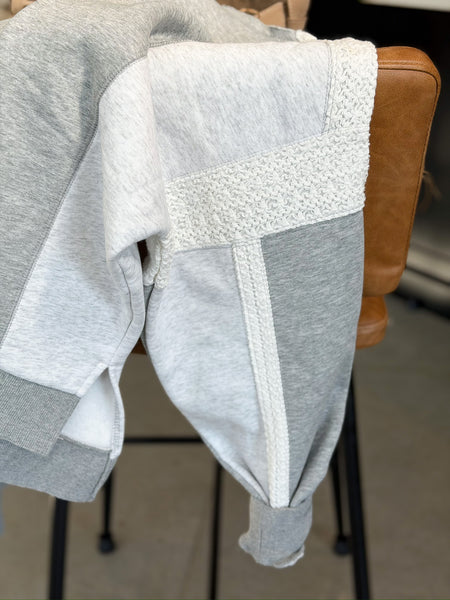 Lue Lace Accent Crewneck