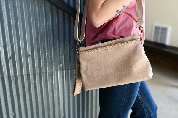 Lains Crossbody/Wristlet