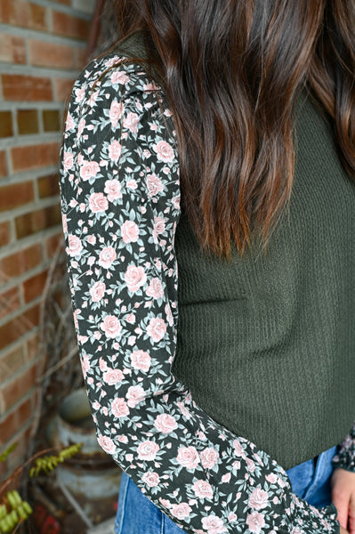 Godi Floral Sleeve Top [Olive & black]
