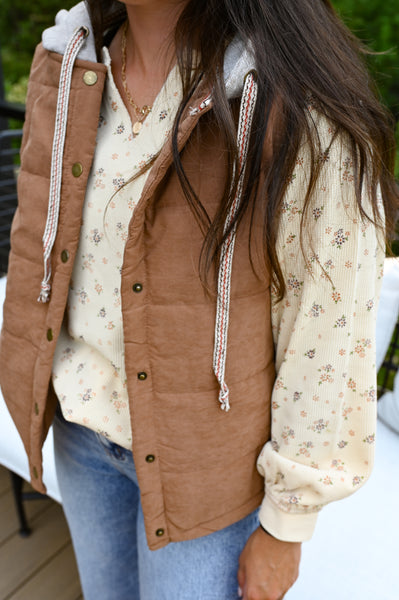 Geneva Hooded Camel Vest