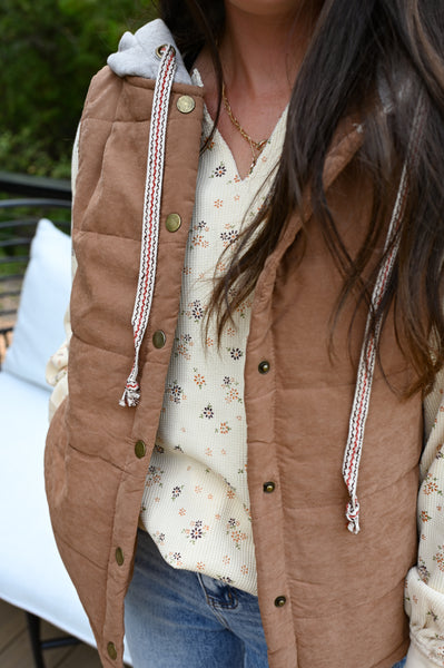 Geneva Hooded Camel Vest