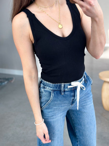 Layer Me Padded Crop Tanks [3 colors]*