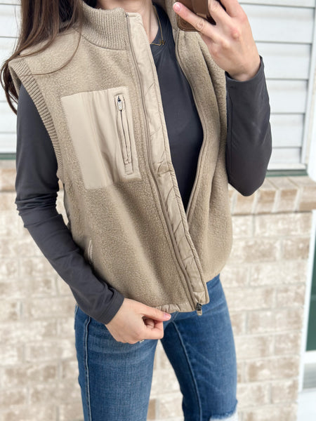 Baylee Vest [taupe & everteal]