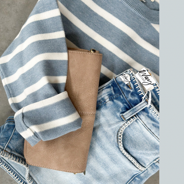 Detailed Trim High Rise Shorts