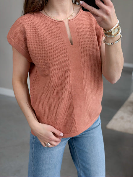 Traci Soft Texture Notch Neck [white, olive, terracotta]