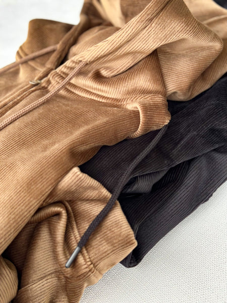 All Winter Long Softness Hoodie [mocha & black]