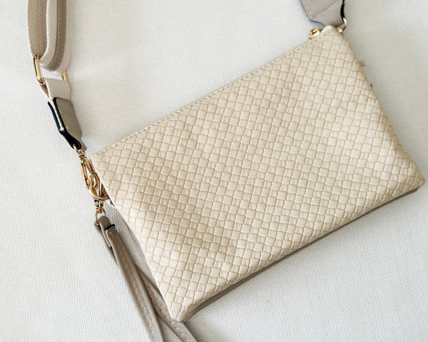 Sandy Crossbody Bag