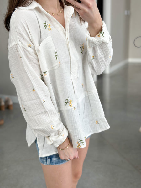 Maggie Embroidered Floral Pullover