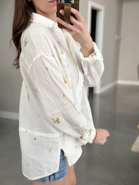 Maggie Embroidered Floral Pullover