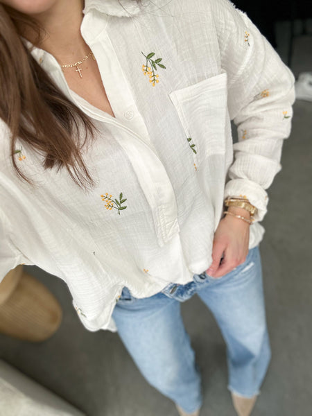 Maggie Embroidered Floral Pullover
