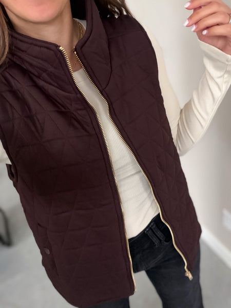 Quinn Gold Zip Quilted Vest [coco burgundy]