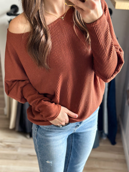 Breeze Ribbed Top [Copper, Black, Mocah]