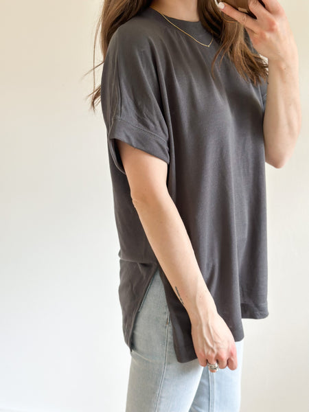 Luca Tshirt [Charcoal]