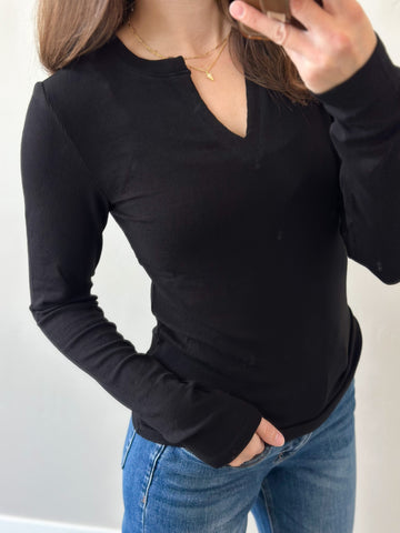 Tabi Ribbed Notch Neck Long Sleeve [black]