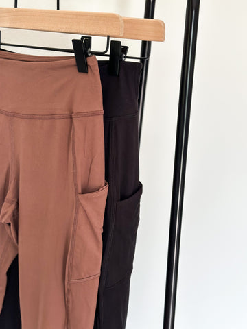 Jenna Pocket Leggings [Dark Mauve & Black]