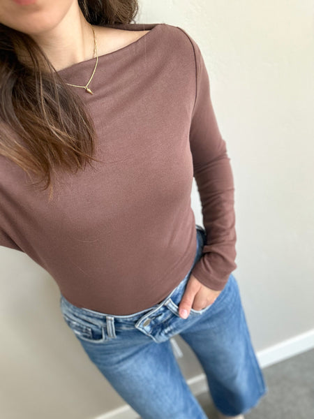 Archer Boatneck Basic Long Sleeve [oatmeal & dark mauve]