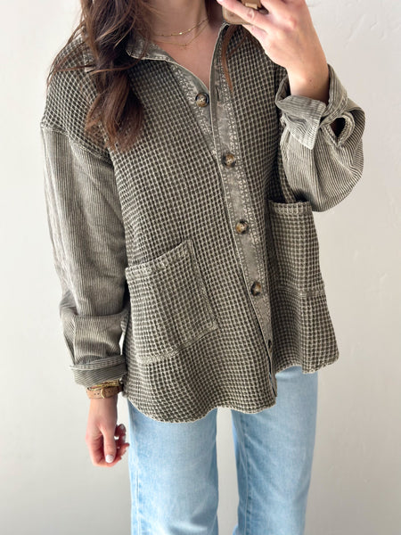 Contrast All the Way Shacket [taupe & olive]