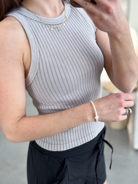 Dream Seamless Tank [acid wash gray, white, olive]