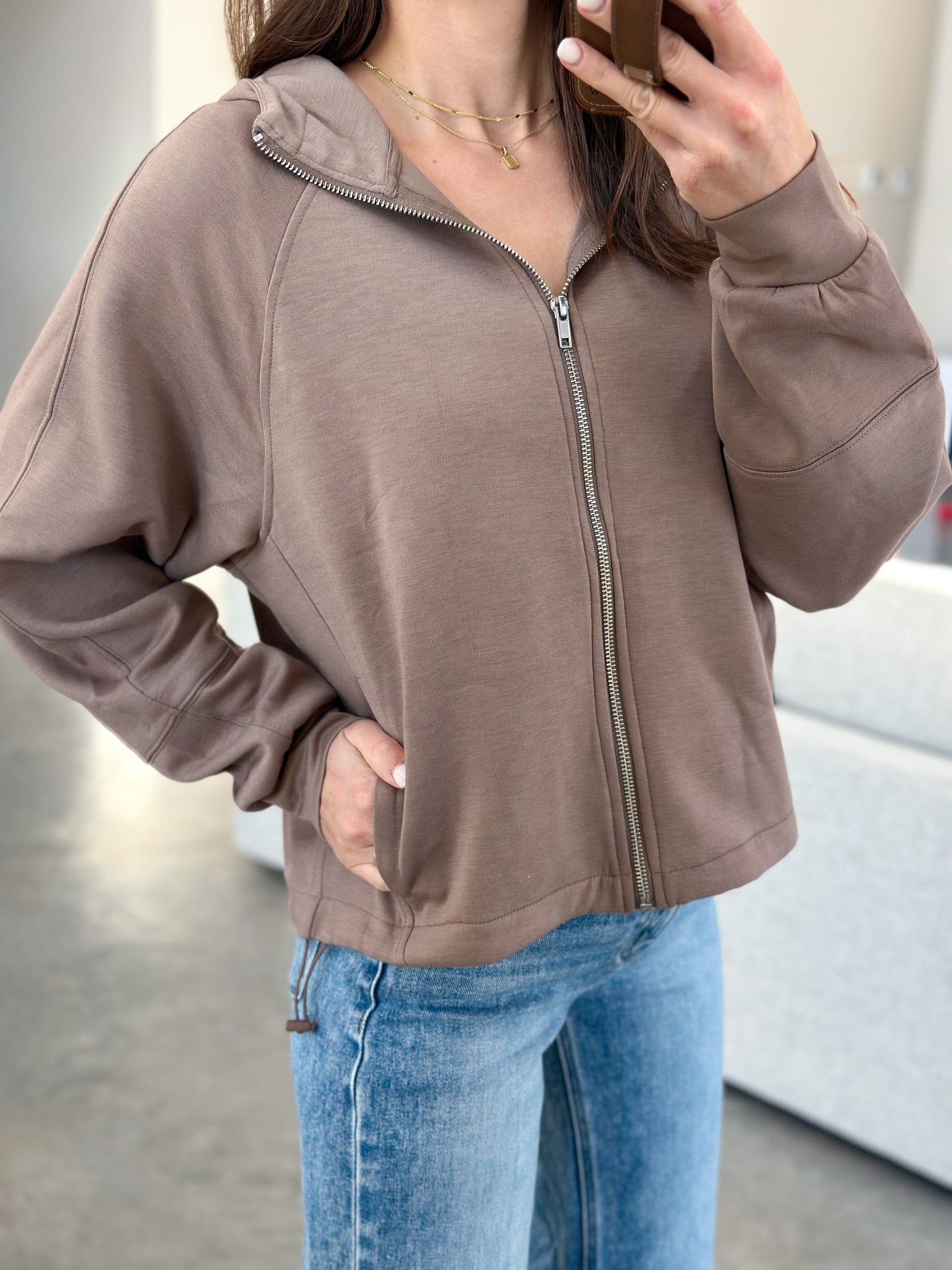 Hooded Scuba Hooded Full Zip [taupe & cranberry]*