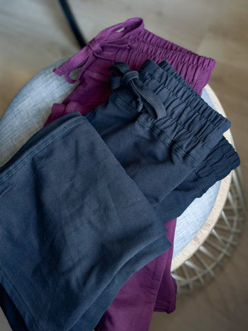 The Everyday Yoga Pant [plum & black]