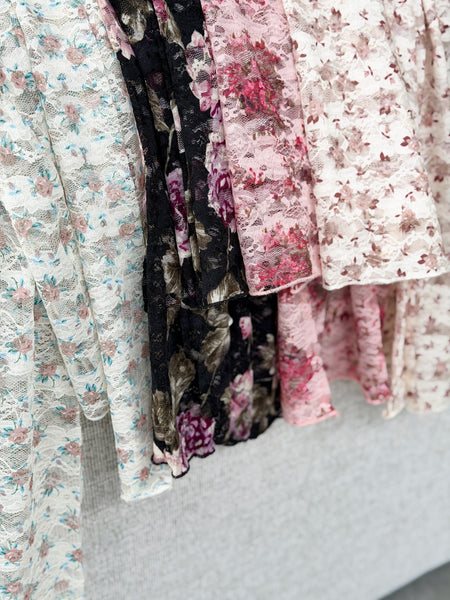 Floral Lace Goodness [4 patterns]