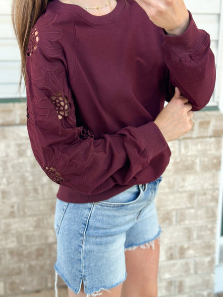 Details Matter Sleeve Top [ivory & burgundy]