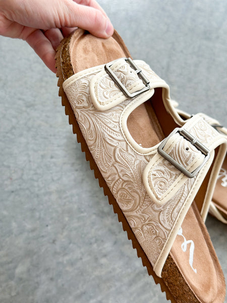 Canyon Memory Foam Sandals