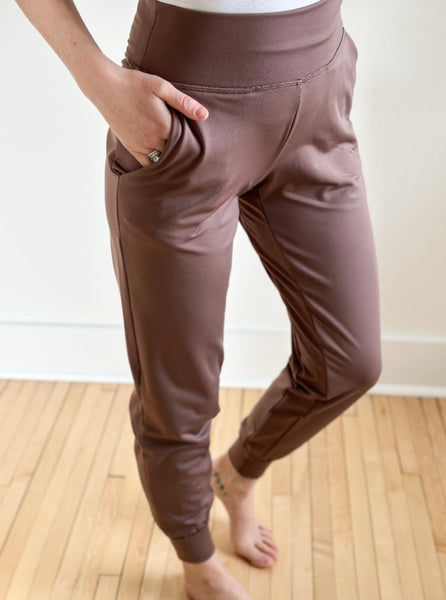 Cloud Twist Joggers [gentle fleece lined!] Mocha & Black