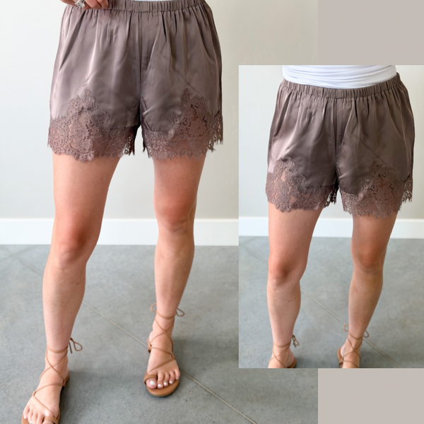 Lexi Lace Trim Shorts [mocha & black]